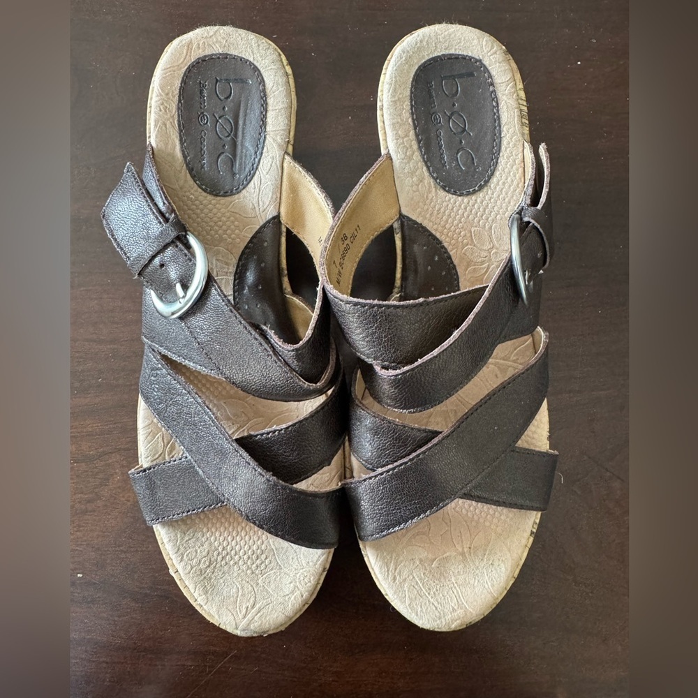 Women's BOC Born Concept Cork Wedge Brown Leather Straps Sandals. Size 7